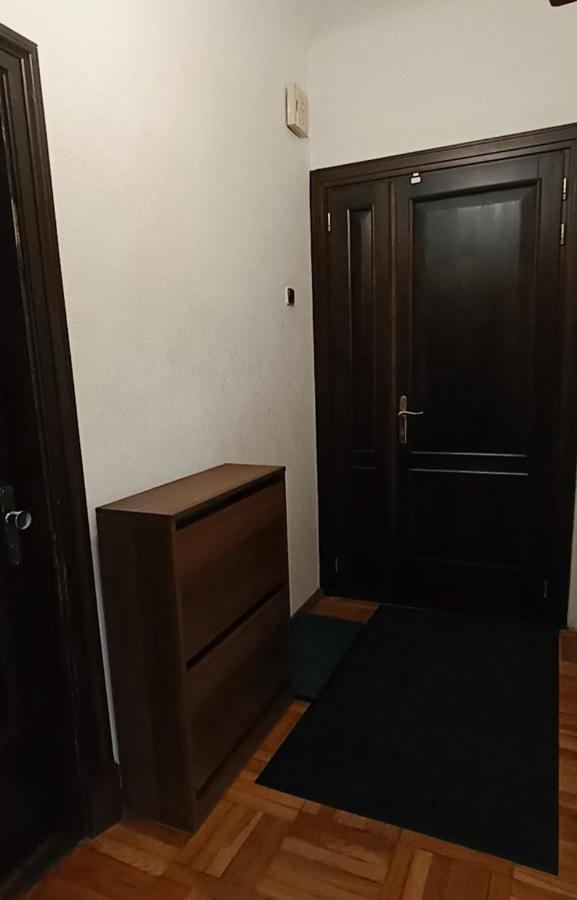 Ideally Located City Center 2 Bedrooms Spacious Apartment ريغا المظهر الخارجي الصورة