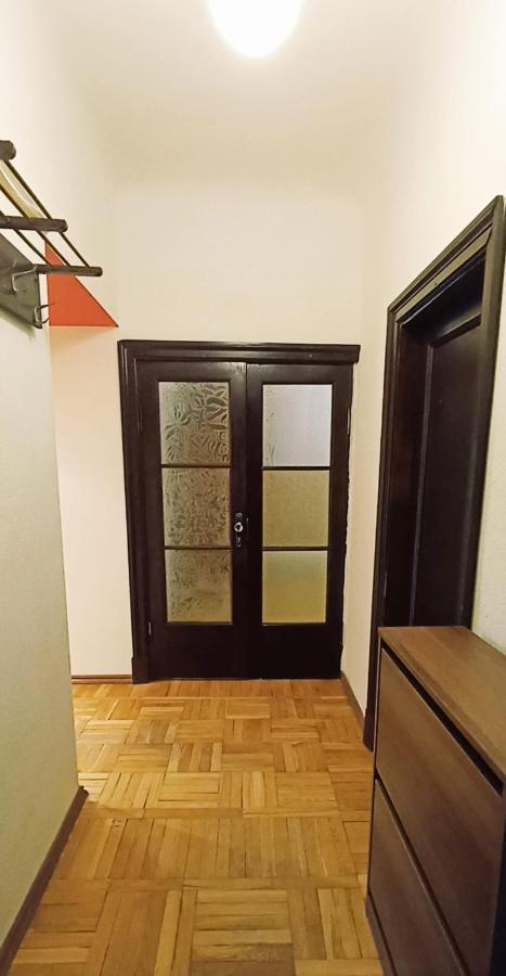 Ideally Located City Center 2 Bedrooms Spacious Apartment ريغا المظهر الخارجي الصورة